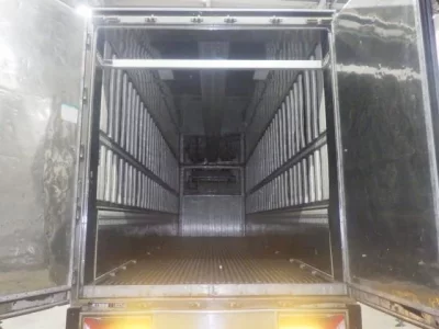 Isuzu TRUCK