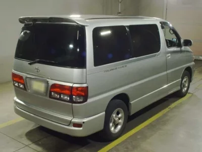 Toyota HIACE REGIUS