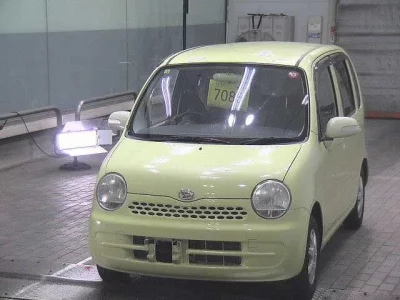 Daihatsu MOVE LATTE