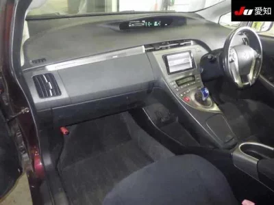 Toyota PRIUS PHV