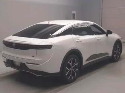 Toyota CROWN CROSSOVER