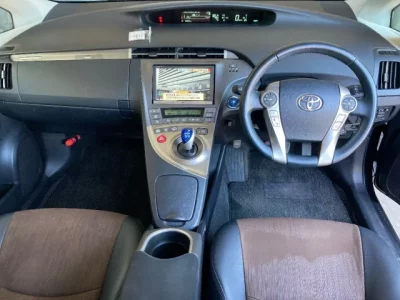 Toyota PRIUS PHV