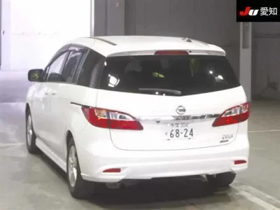 Nissan LAFESTA