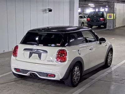 BMW MINI