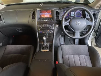 Nissan SKYLINE CROSSOVER