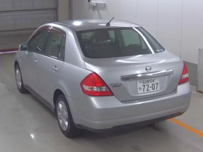Nissan TIIDA LATIO