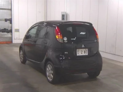 Mitsubishi I