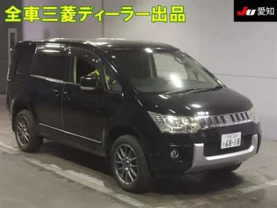 Mitsubishi DELICA D5