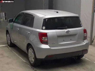 Toyota IST