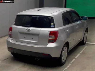 Toyota IST