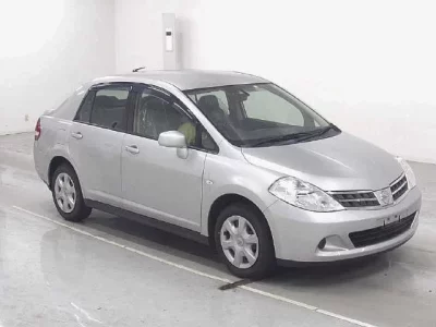 Nissan TIIDA LATIO
