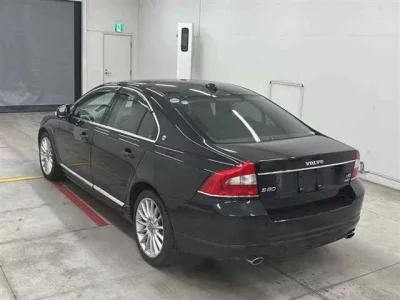 Volvo S80