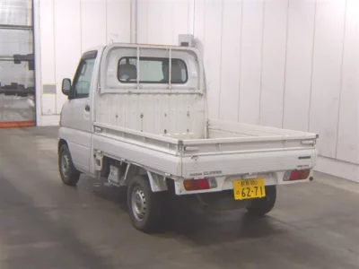 Nissan CLIPPER TRUCK