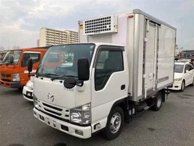 Mazda TITAN