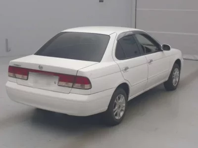 Nissan SUNNY